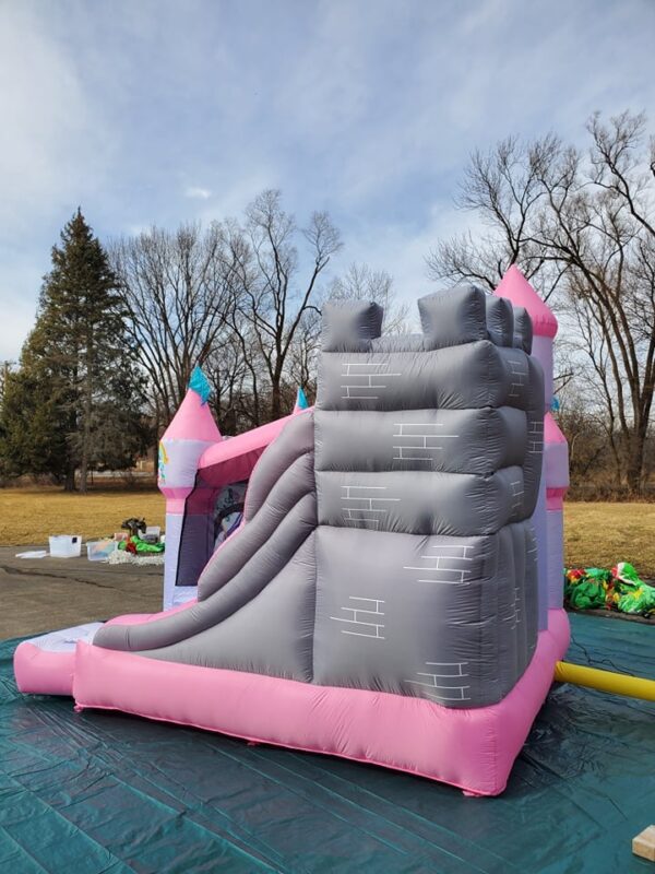 Bounce house rental Chicago - Enchanted castle